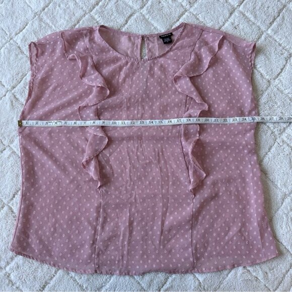 Torrid | Peach Swiss Dot Front Ruffle Chiffon Blouse | Size 0 - Picture 9 of 11